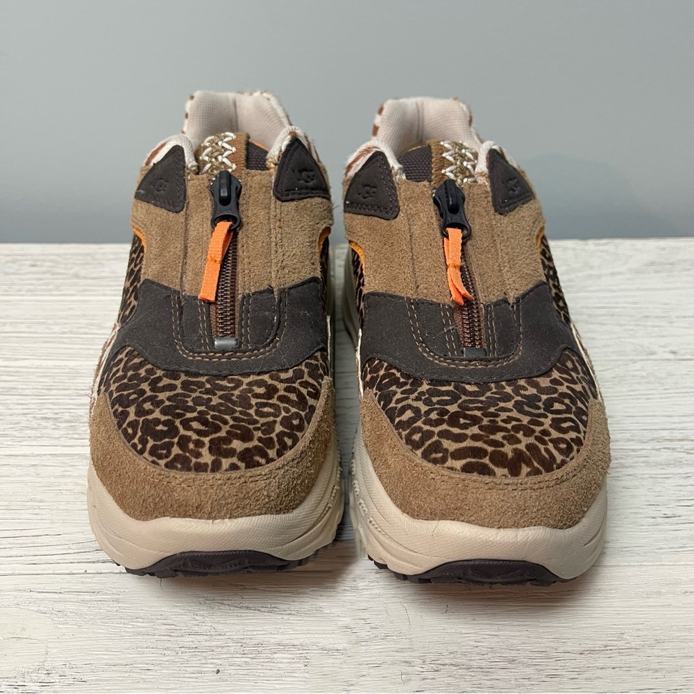 Stylish Brown Animal Print Women's Sneakers - Picture 3 of 7